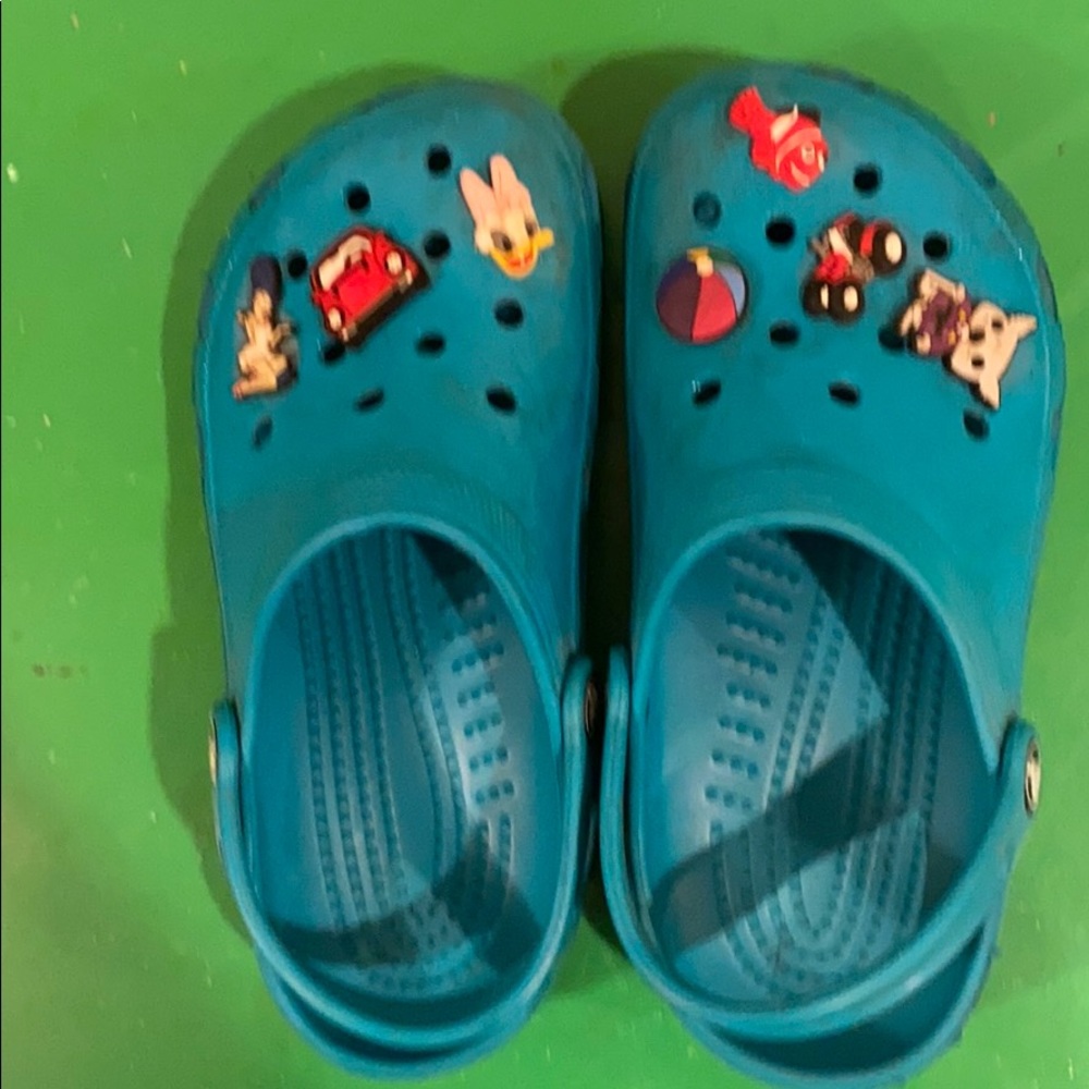 Crocs